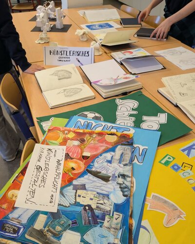 Viele interessierte Familien nutzten unseren Tag der offenen Tür um die Corrie-ten-Boom-Schule näher...